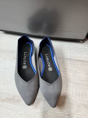 Rothy's Pointed Knit Flats in Gray with Blue Trim